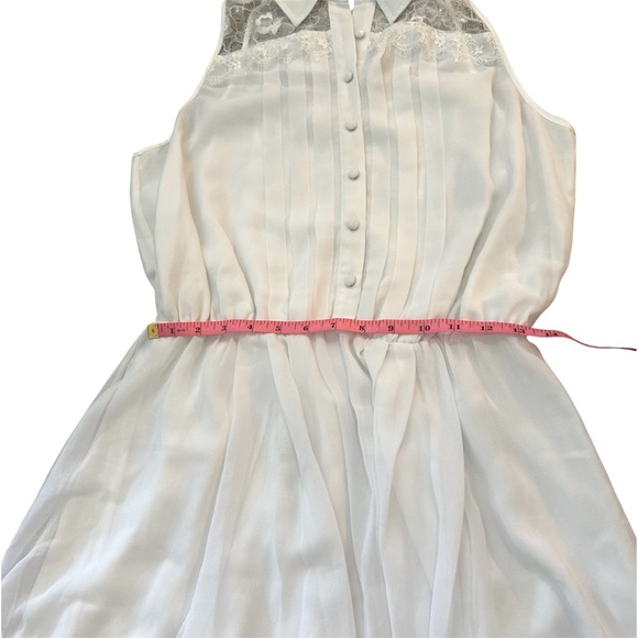 NWT! Guess Preppy Collard White Pleated Sleeveless Shirt Dress w/ Lace in Medium - Picture 7 of 14